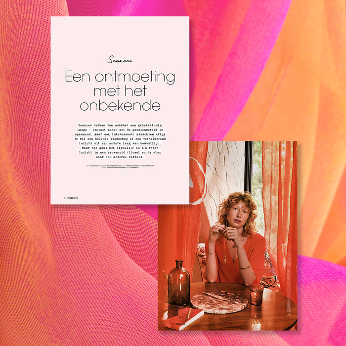 Happinez 6-2025 + bag charm Zwaluw