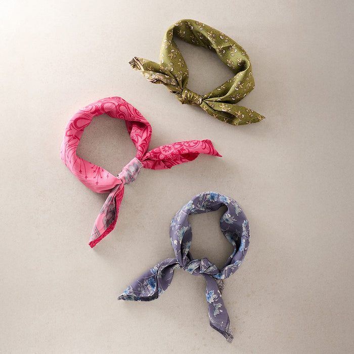 Happinez 3-2026 met Sari sjaaltje