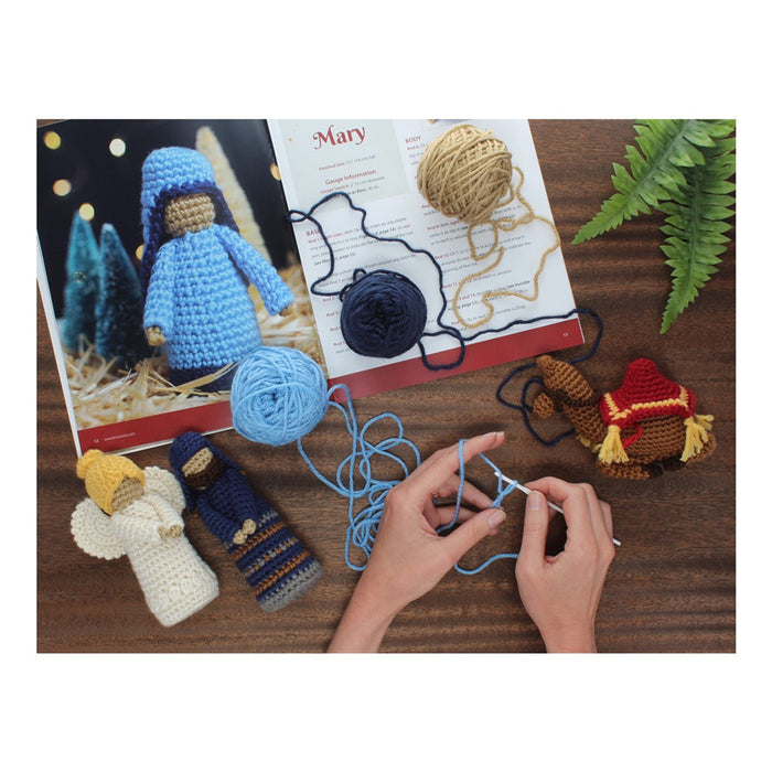 Crochet kit nativity scene